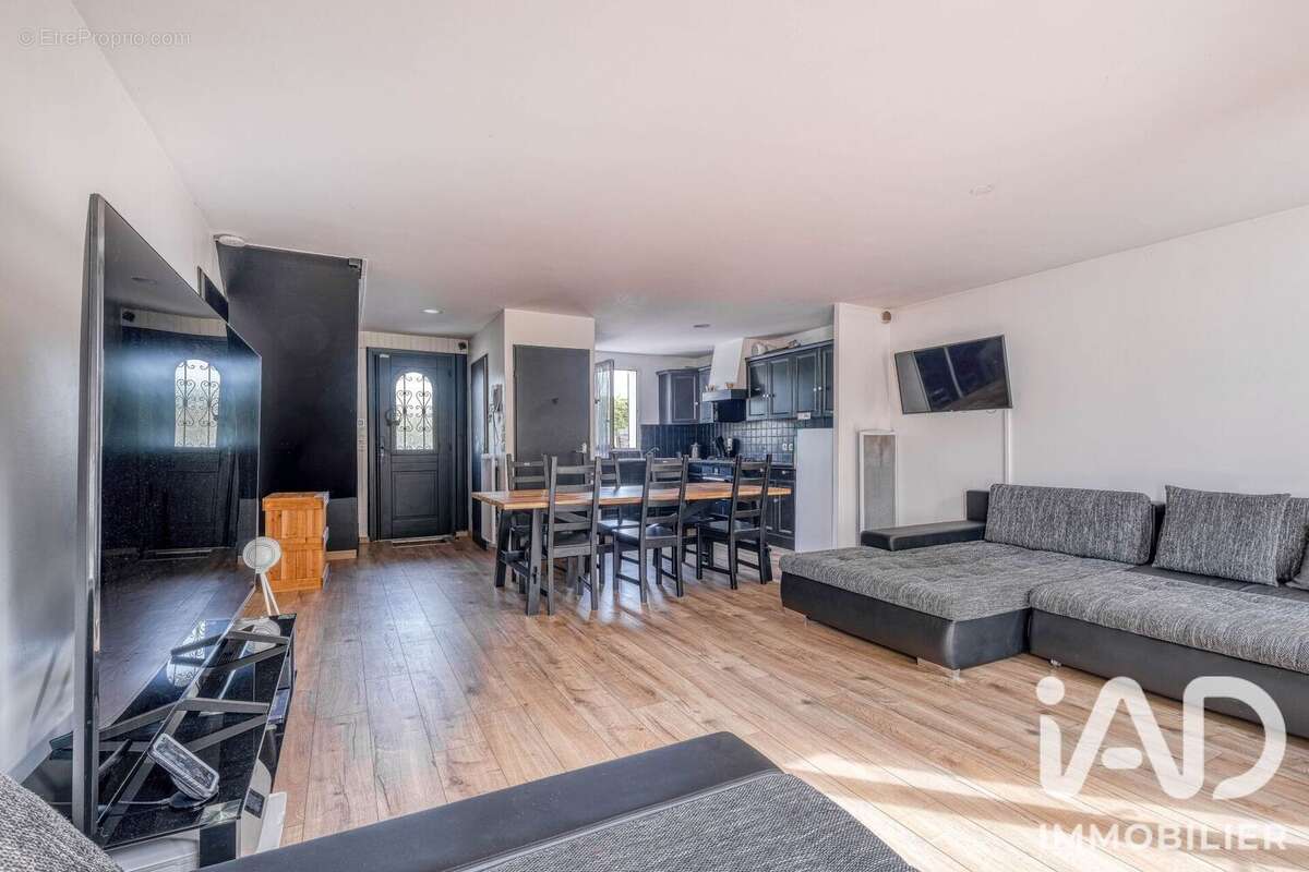 Photo 3 - Maison à CREGY-LES-MEAUX
