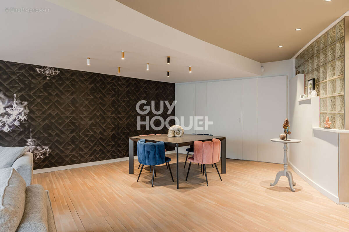 Appartement à SAINTE-FOY-LES-LYON