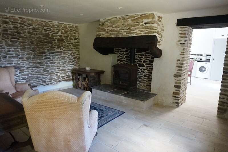 Maison à PLONEVEZ-DU-FAOU