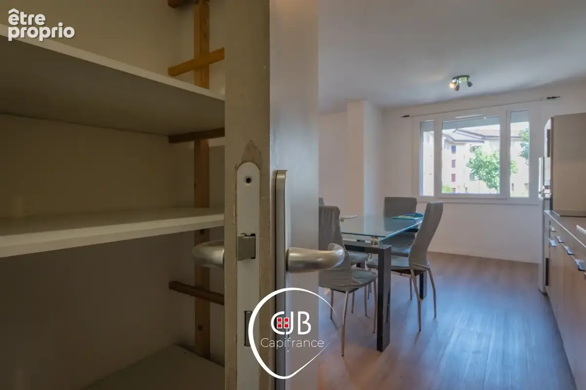 Appartement à vendre 2 pièces CRAN GEVRIER (74) - photo 12