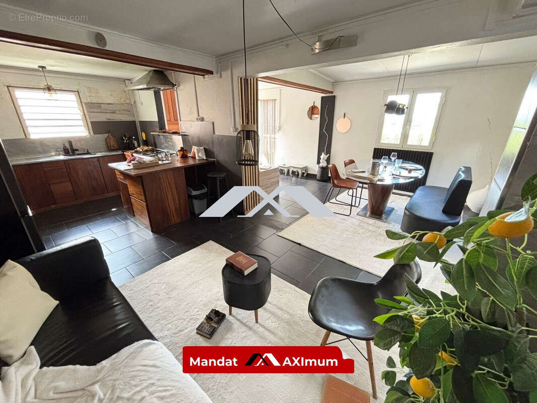 Maison à SAINT-JOSEPH