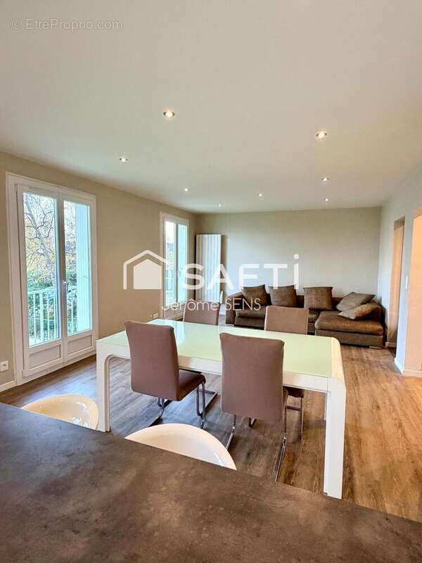 Photo 3 - Appartement à CHAMBOURCY