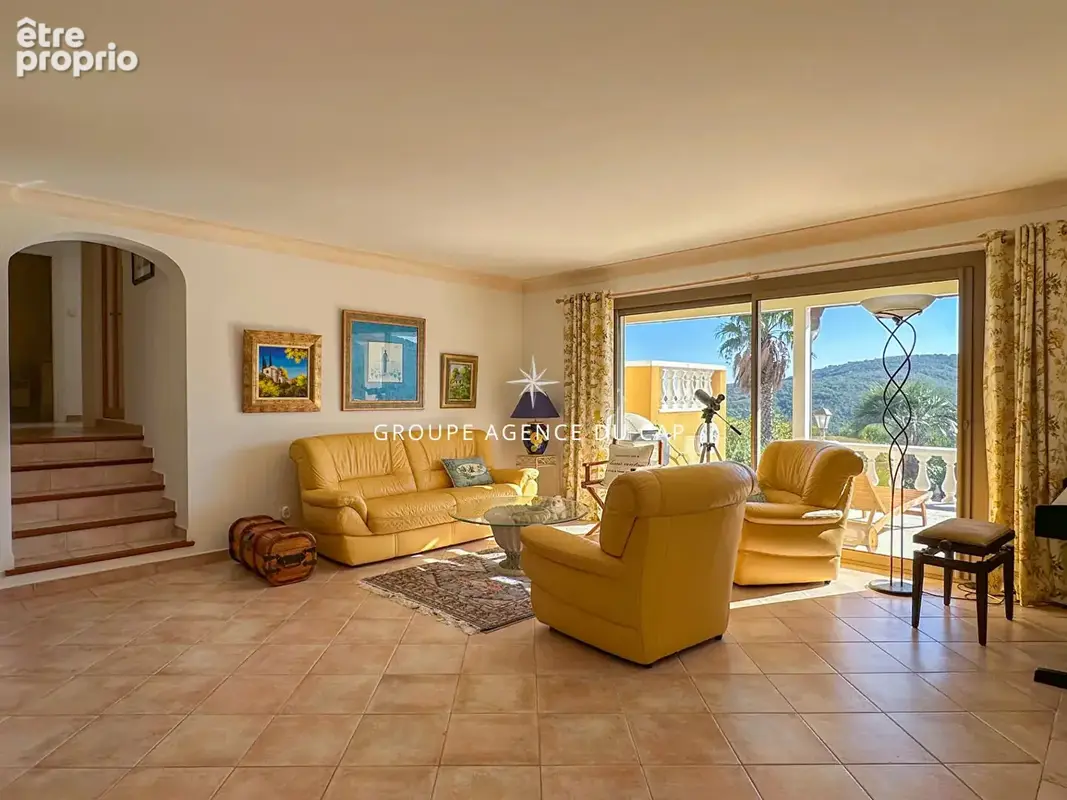 Villa vue mer 177m² 7 pièces avec 4 chambres piscine garage et car port,  aux issambres - photo 11