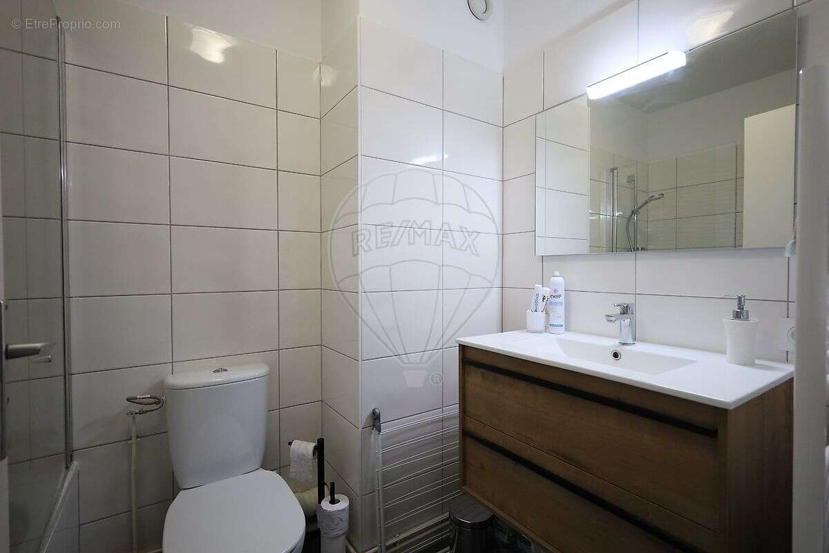 Appartement à VAUX-SUR-MER