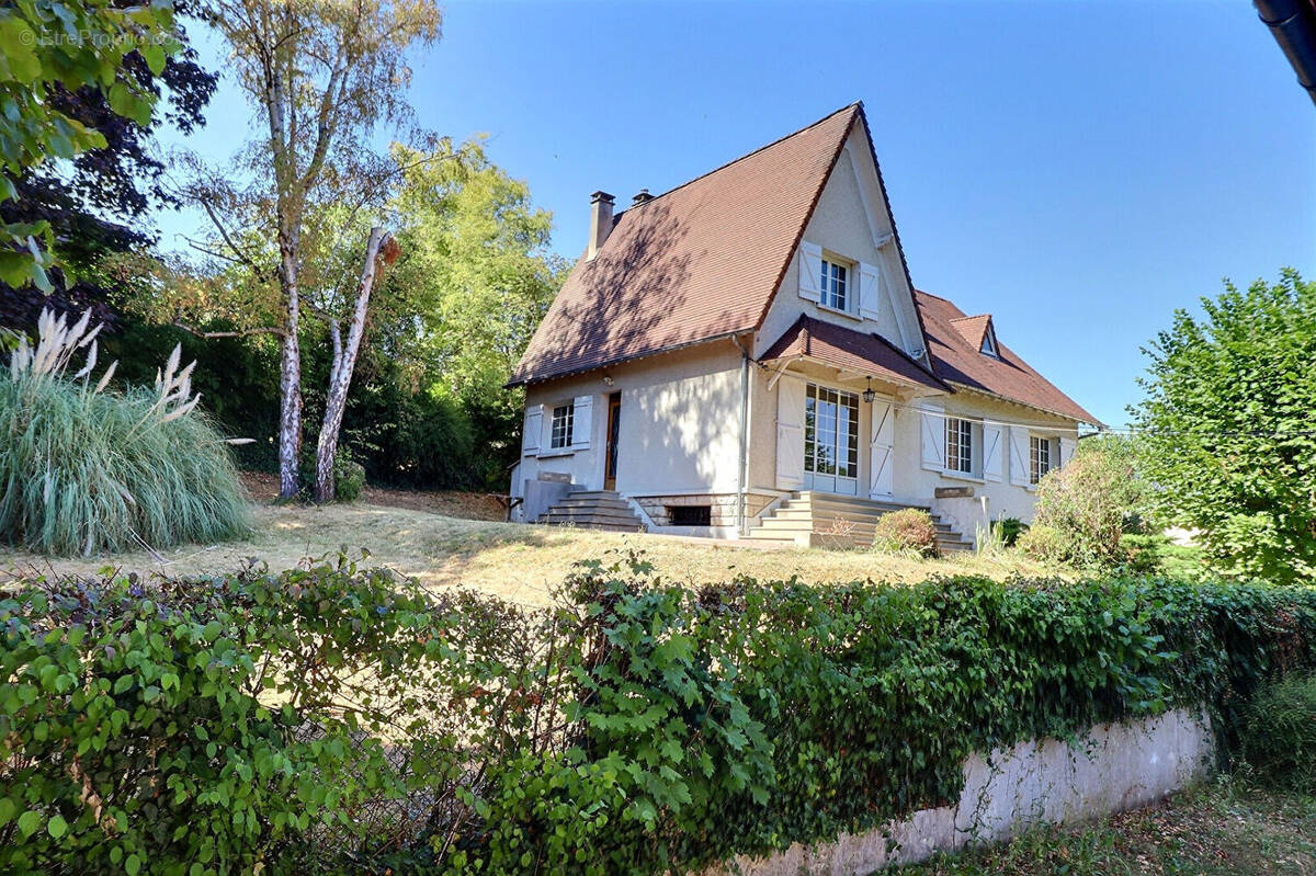 Maison à MAREIL-MARLY
