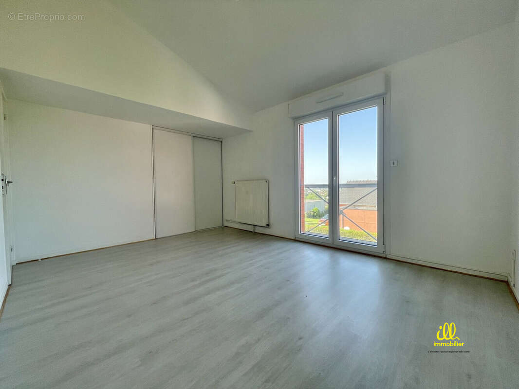 Maison à CHARLEVILLE-MEZIERES