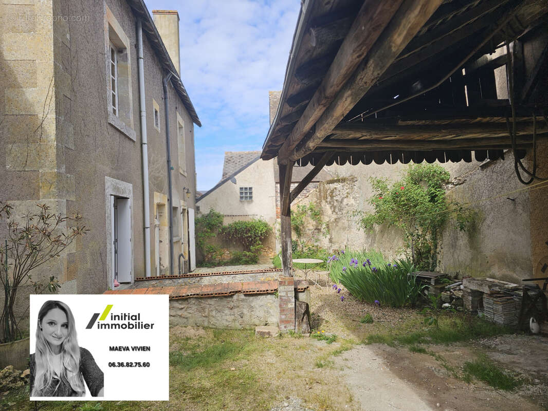 Maison à BEAUMONT-LA-RONCE