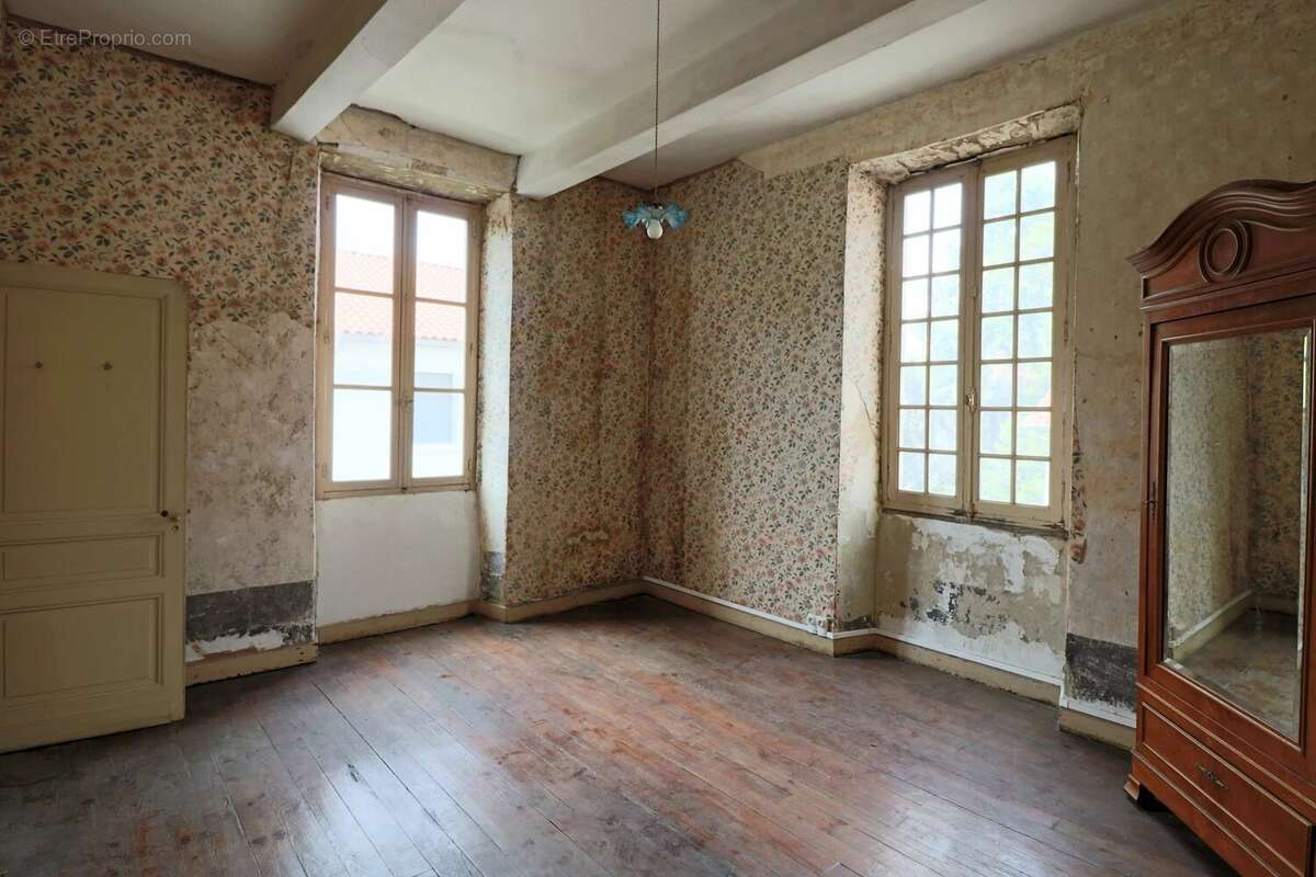 Grande maison de caractère/immeuble de rapport comprenant 7 chambres - photo 18