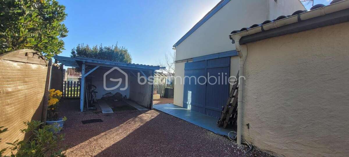 Maison à LES MATHES