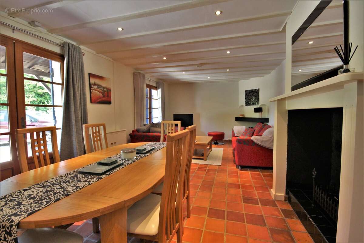 Propriété en pierres, 6 Chambres et piscine - photo 9