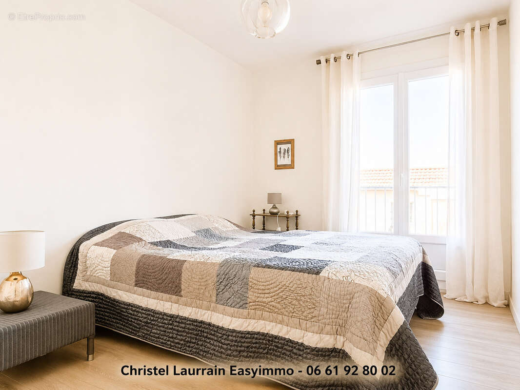 Appartement à LES SALLES-SUR-VERDON