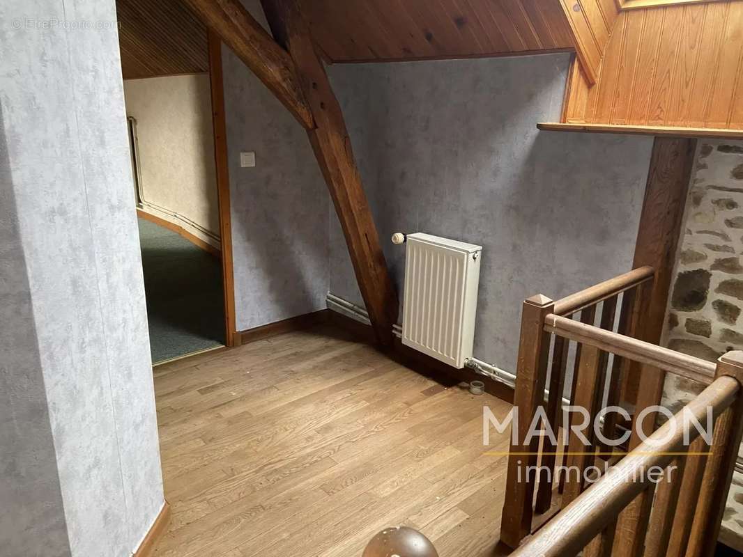 Maison à NOUZEROLLES