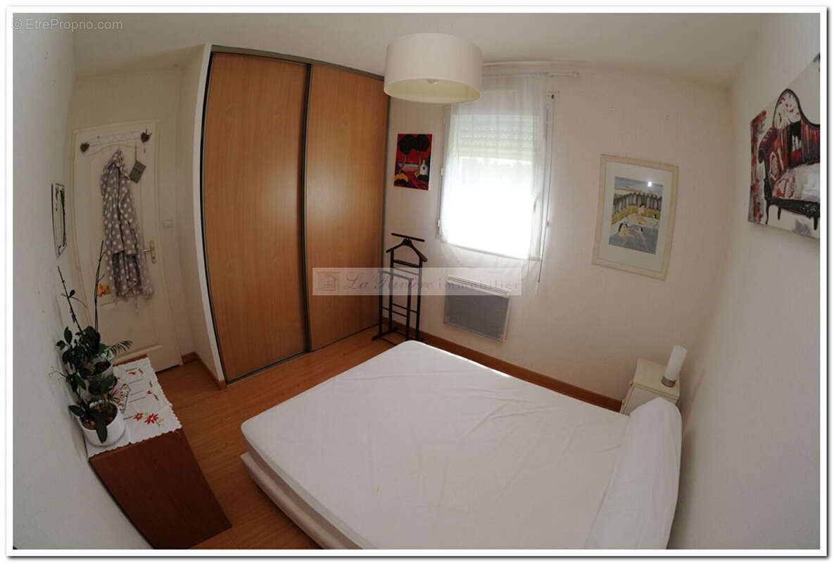 Maison à SAINTE-SEVERE