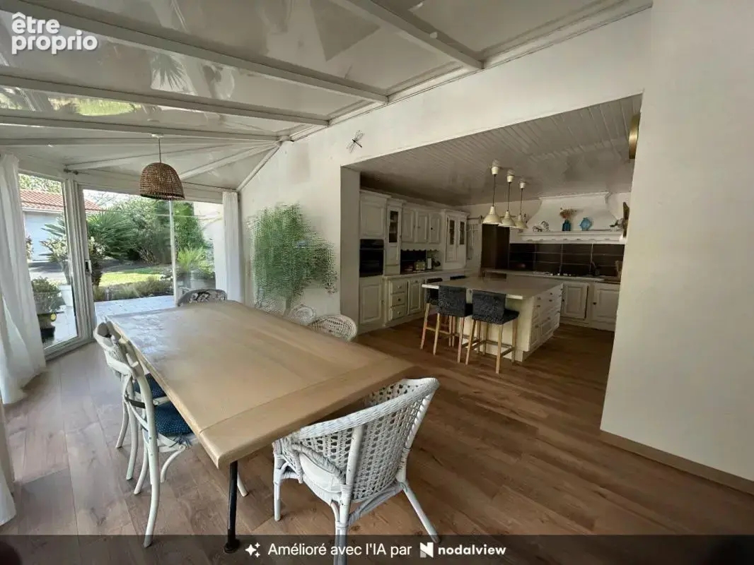 Maison familiale 7 pièces 225 m² à Carignan-De-Bordeaux - photo 14