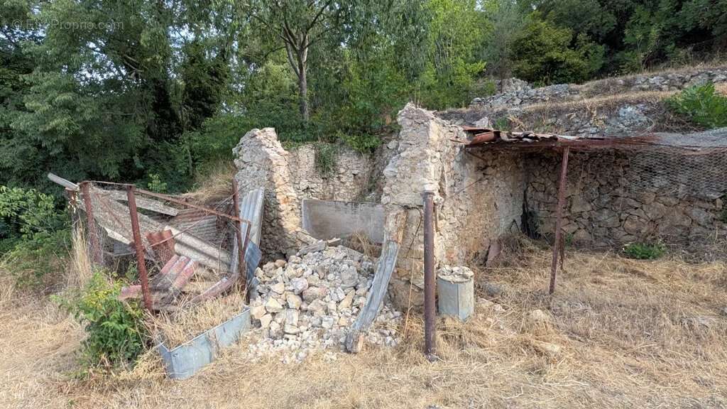 MONTFORT SUR ARGENS Double maison de village à rénover avec jardin non attenant - photo 17
