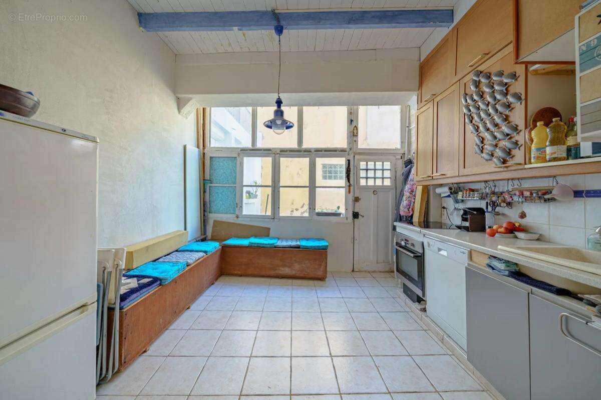 Maison à MARSEILLE-8E