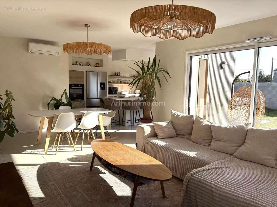 Maison à TALMONT-SAINT-HILAIRE