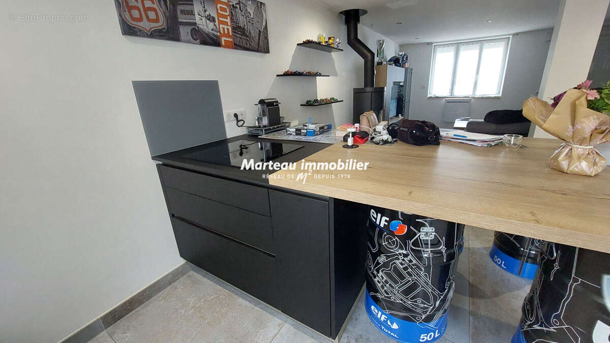 Maison à JOUE-L'ABBE