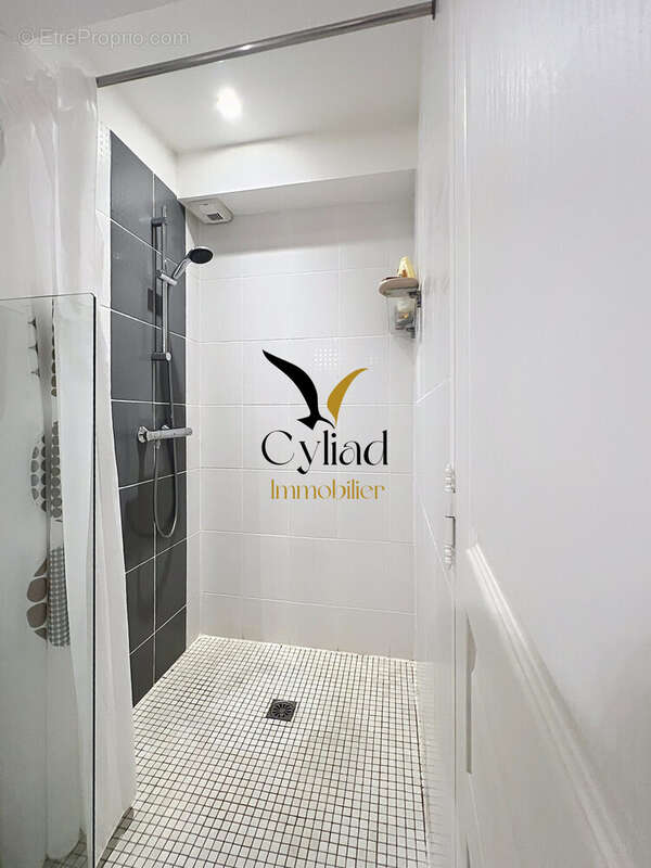 Maison 108 m² à Saint-Meloir-Des-Ondes  - photo 8