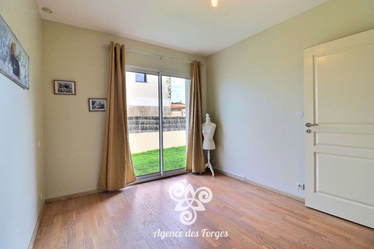 Maison à VIEILLEVIGNE