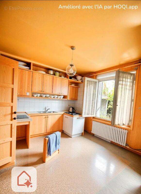 Maison à LA TOUR-DU-PIN