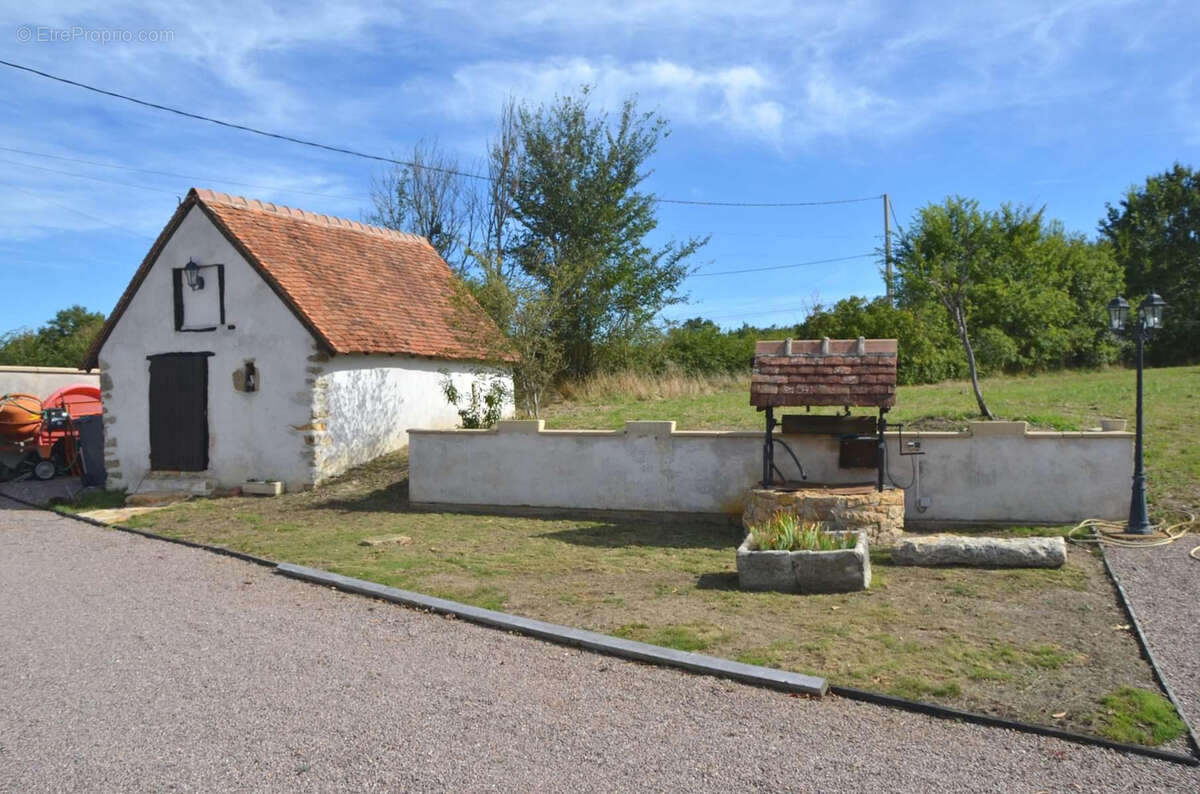 Maison à LE CHATELET