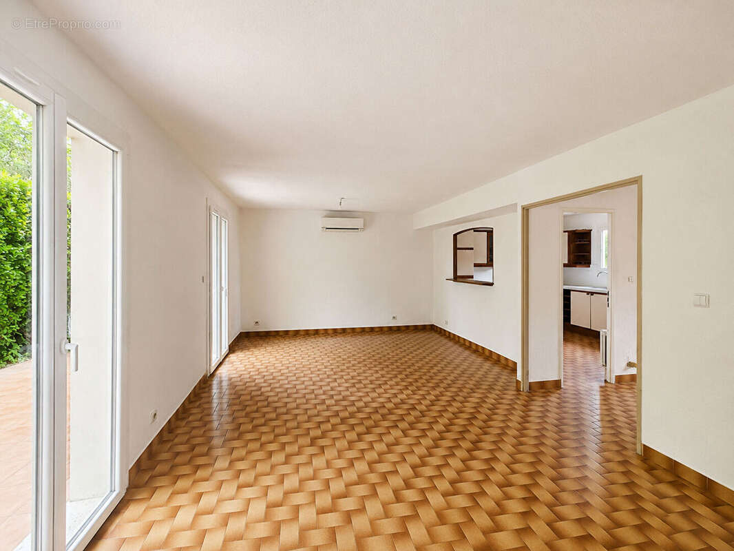 Maison 5 pièces à vendre à Lambesc - Rare sur le marché - photo 5