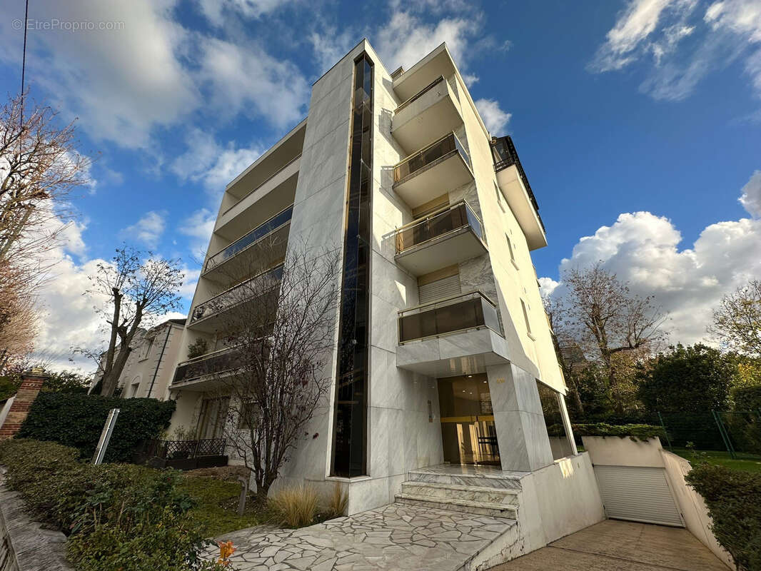 Appartement à SAINT-MAUR-DES-FOSSES