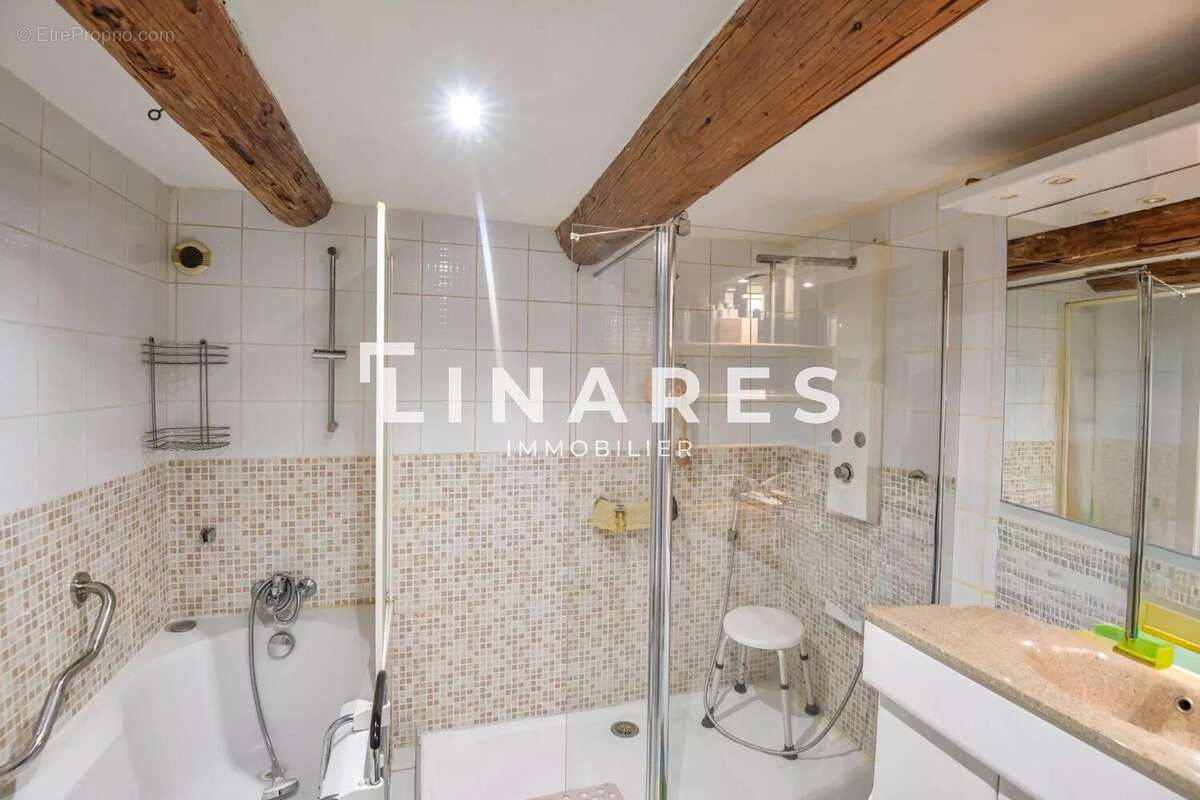 Commerce à MARSEILLE-5E