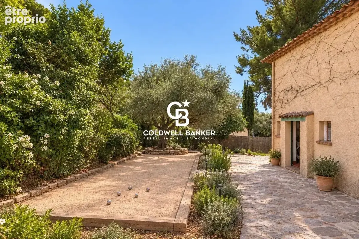 Villa de caractère avec vue mer et piscine, Domaine de La Californie - 83320 Carqueiranne - photo 35