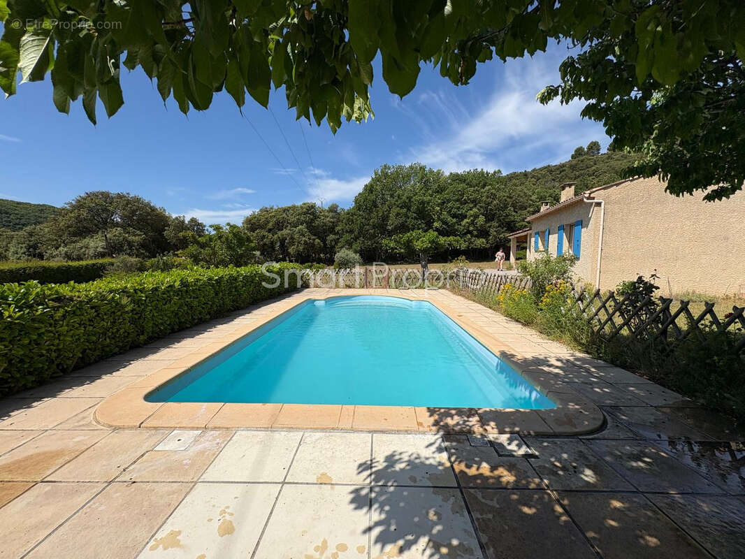 Maison à ALLEMAGNE-EN-PROVENCE