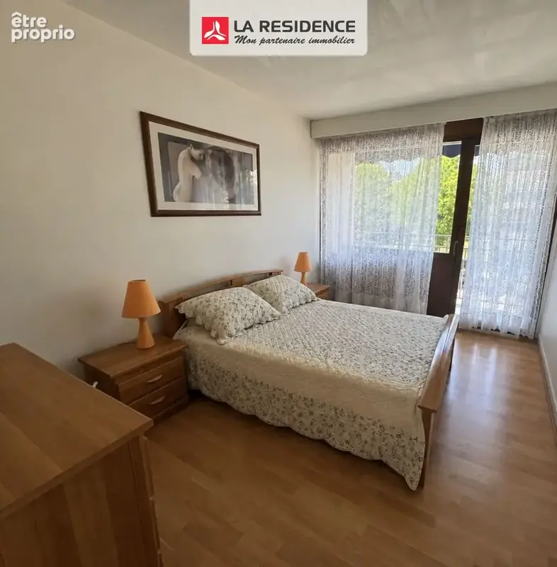 Appartement 3 pièces 63 m² à vendre à Velizy-Villacoublay (78140) - photo 4