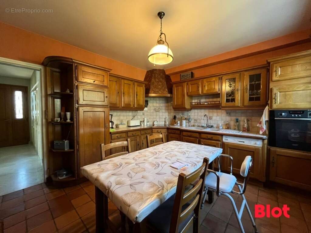 Maison à CORPS-NUDS