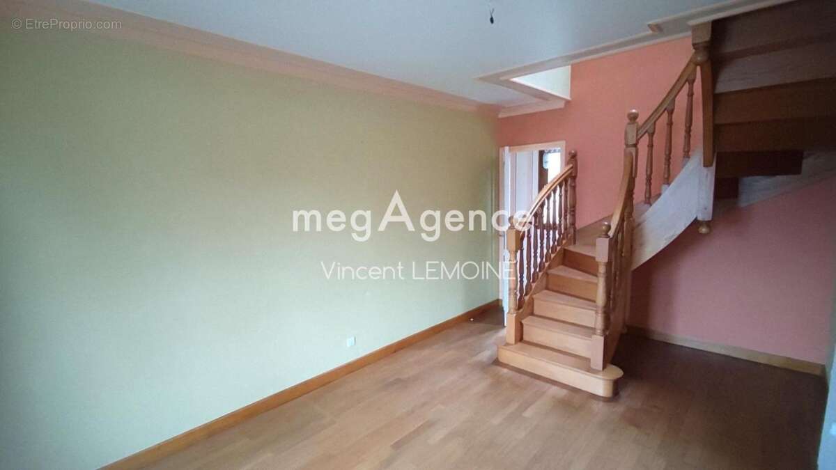 Maison à SAINT-AUBIN-DES-PREAUX