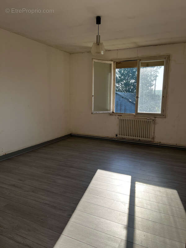 Maison à MIREBEAU