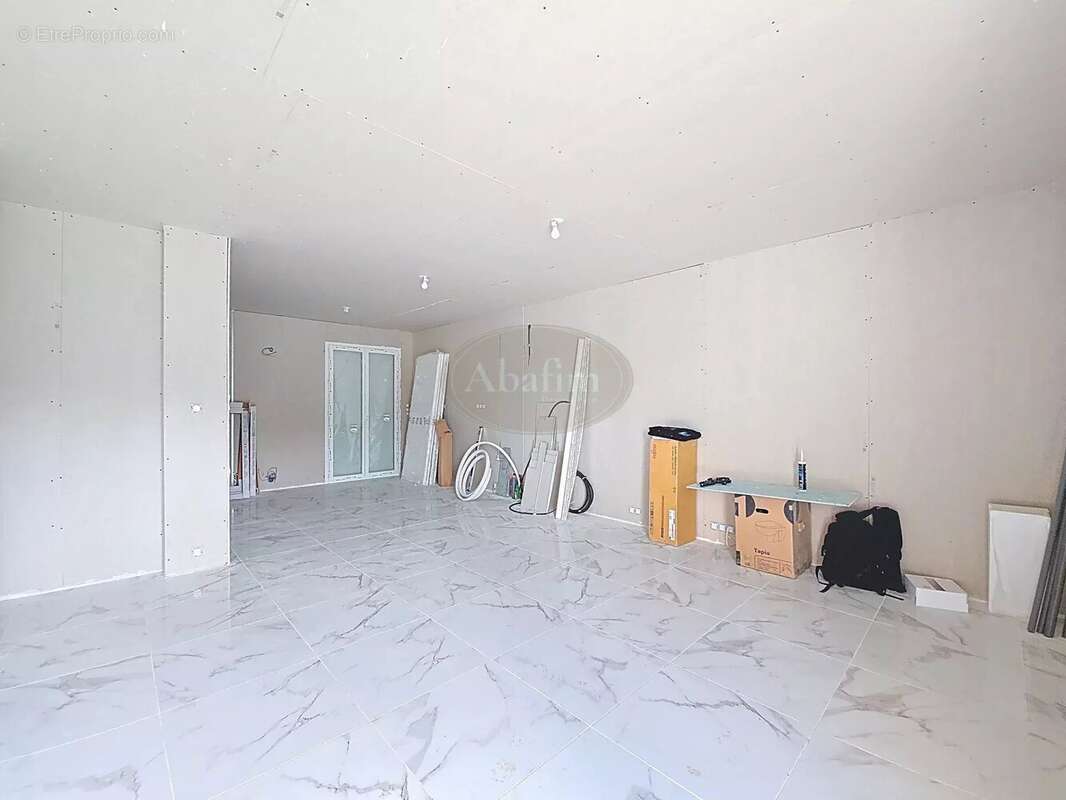 Maison à LESTELLE-BETHARRAM