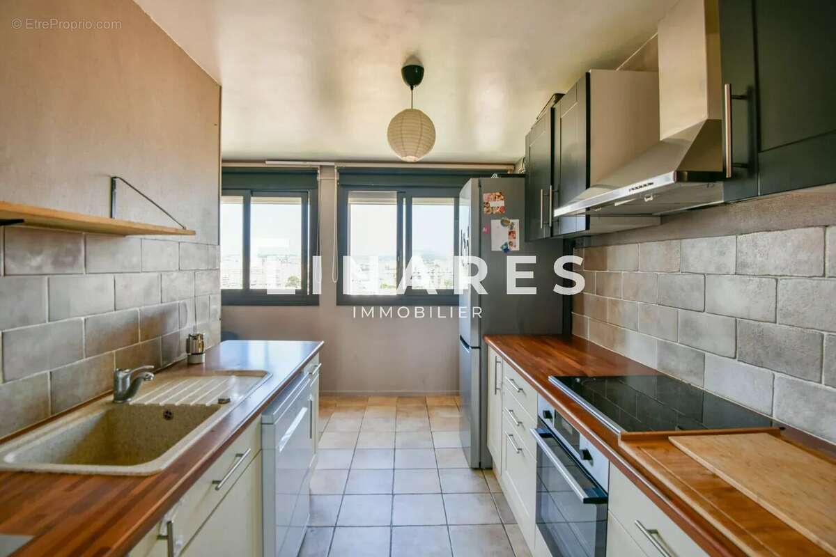 Appartement à MARSEILLE-10E