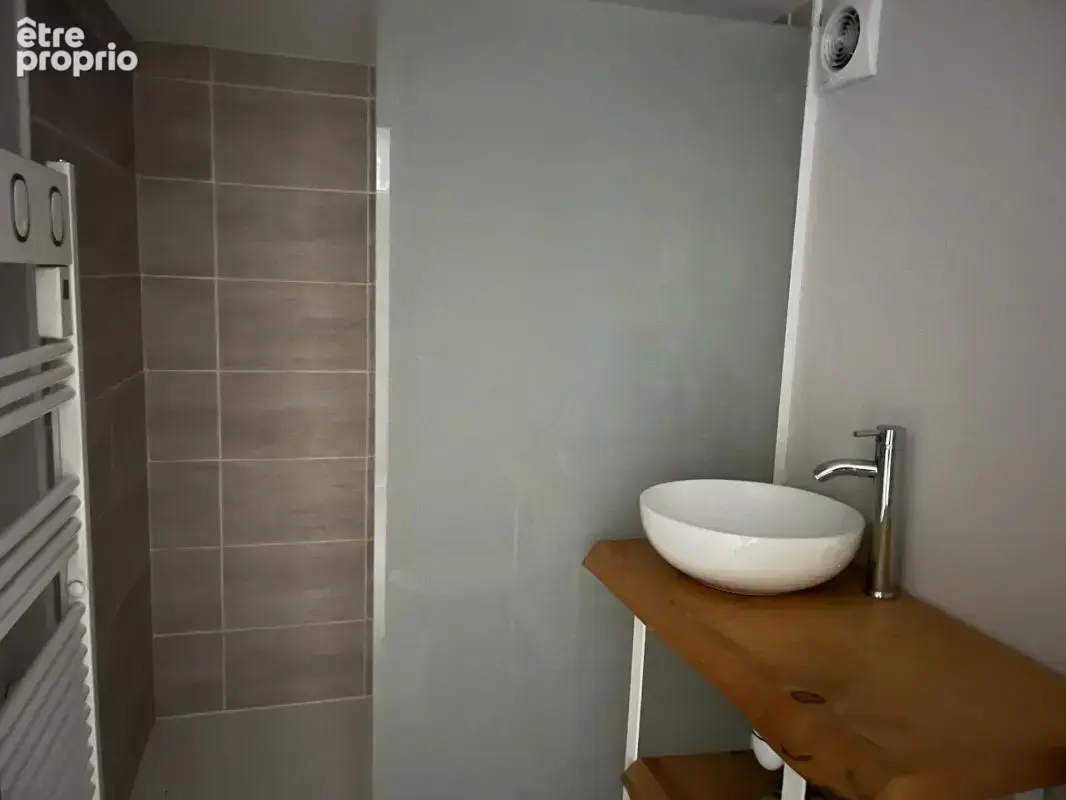Maison de charme - 4 chambres - Ruelle sur Touvre (16) - photo 9