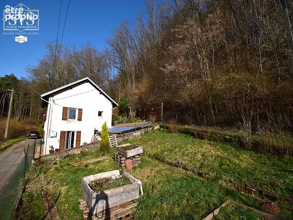 À acheter à Saint-Dié-Des-Vosges (88) : maison 118 m2 sur 6 ares de terrain, au calme. - photo 4
