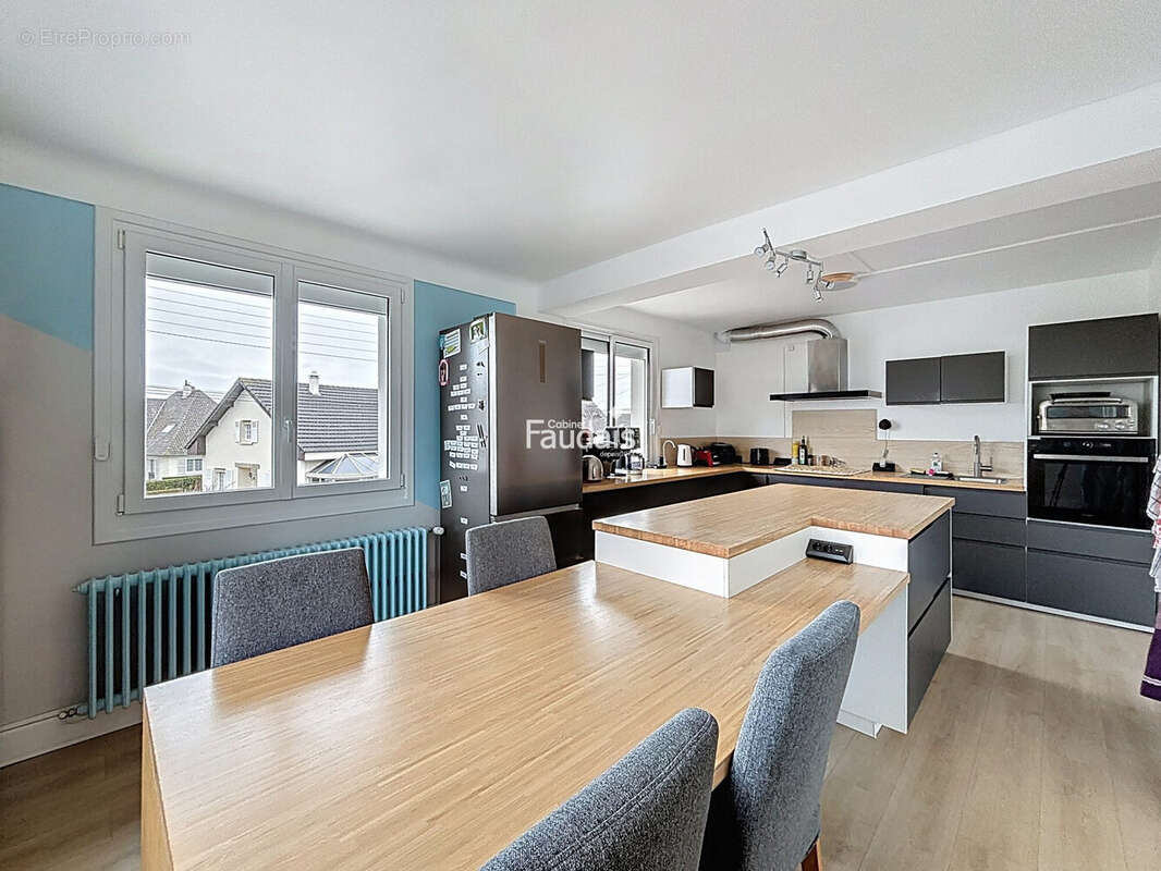 Maison 236 m² à Isigny-Sur-Mer  - photo 5