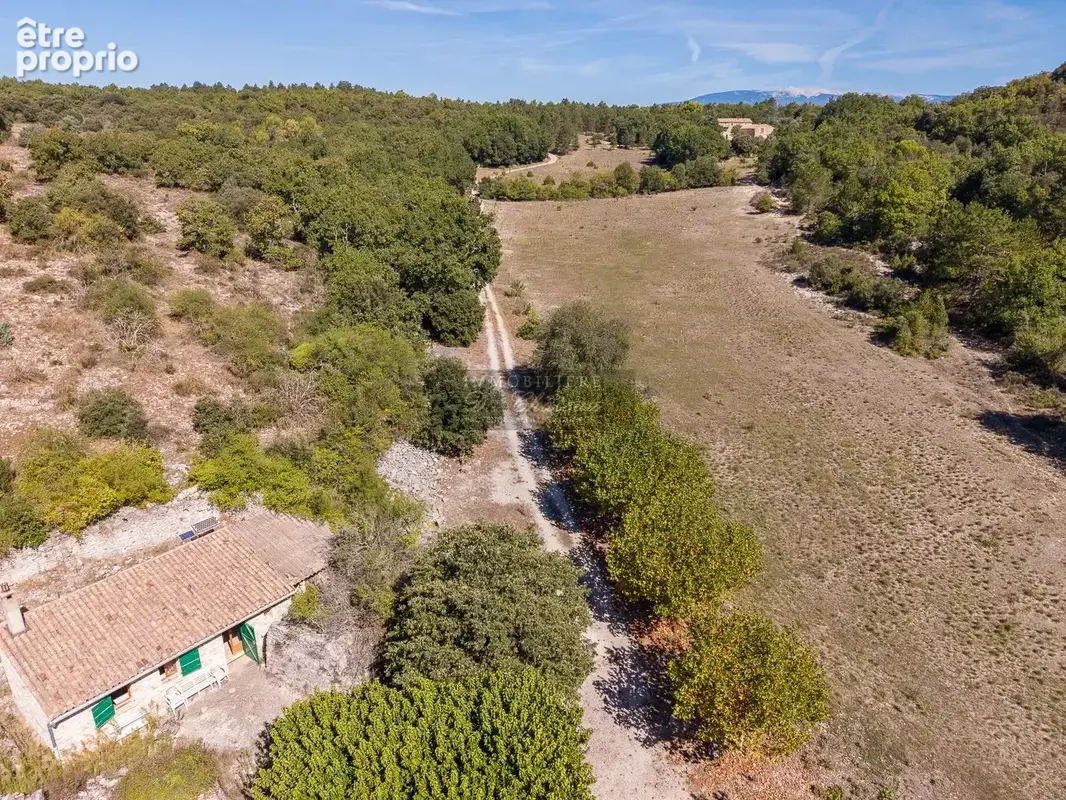 En exclusivité  Domaine d'exception à rénover  Gordes - photo 8