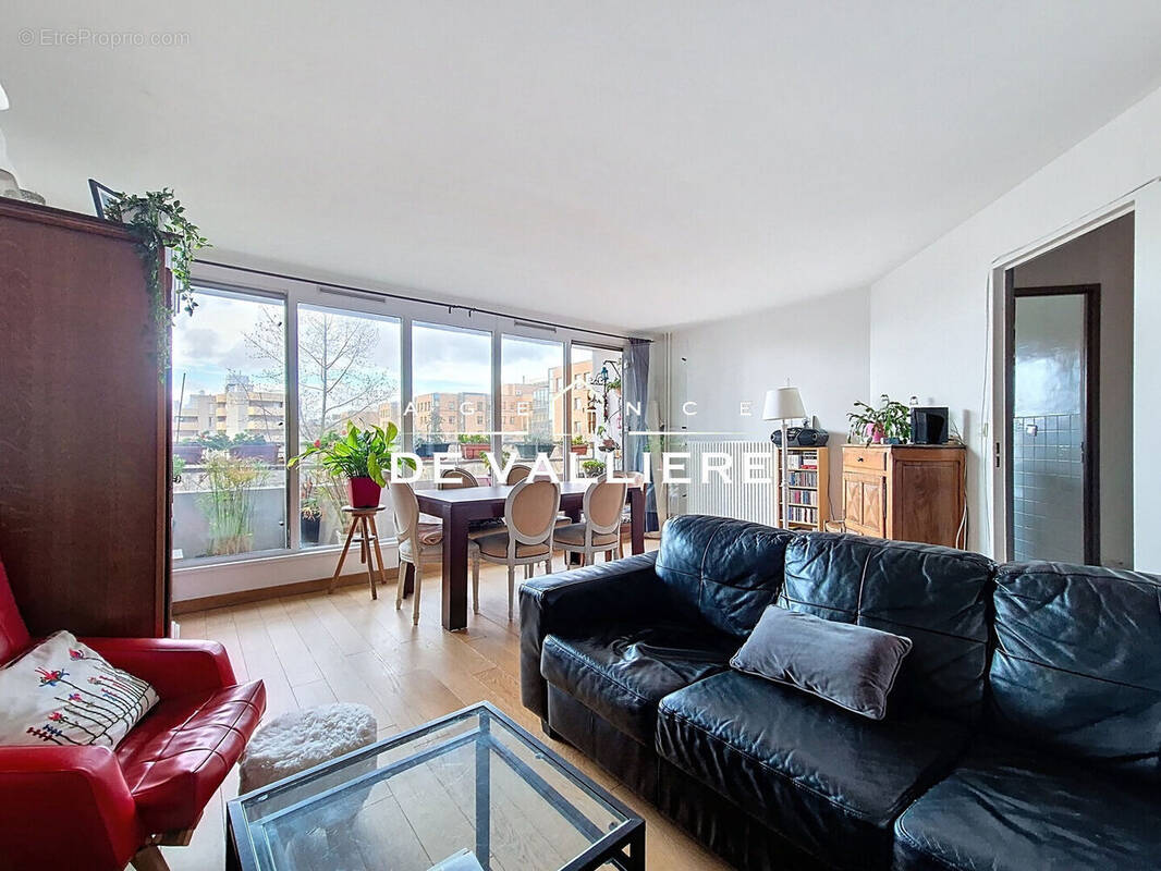 Appartement à NANTERRE