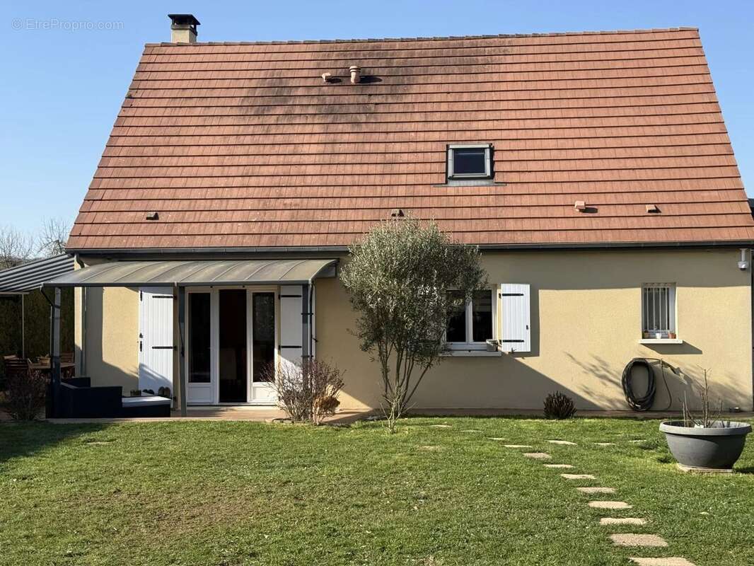 Maison à ANET