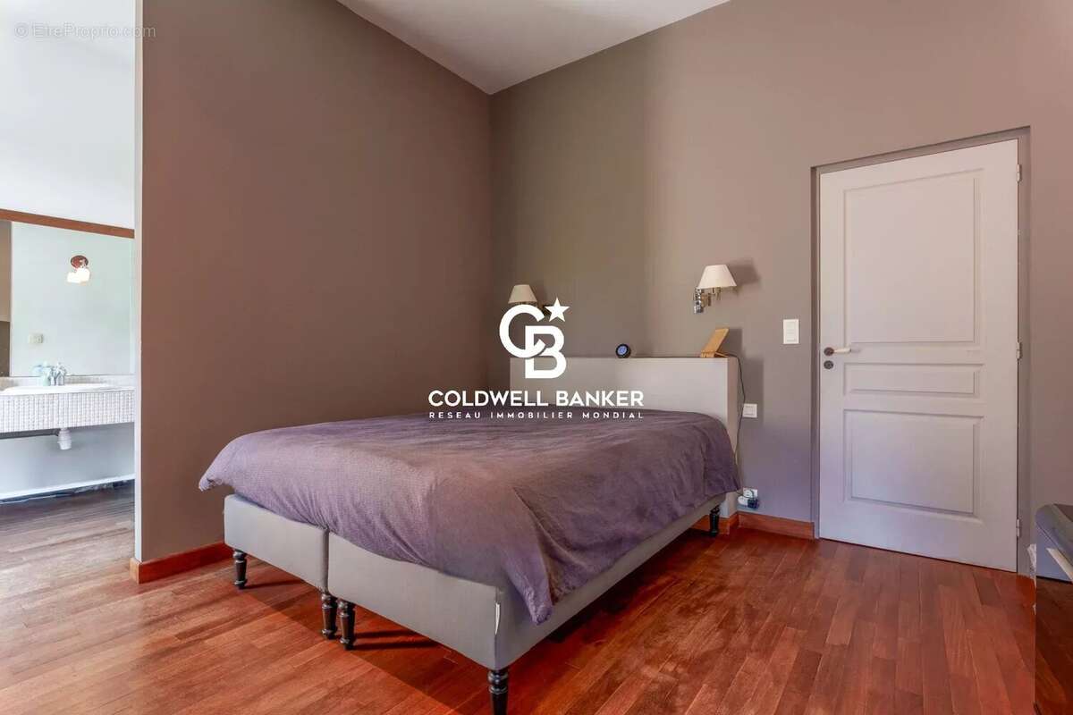 Maison à VERNOU-SUR-BRENNE