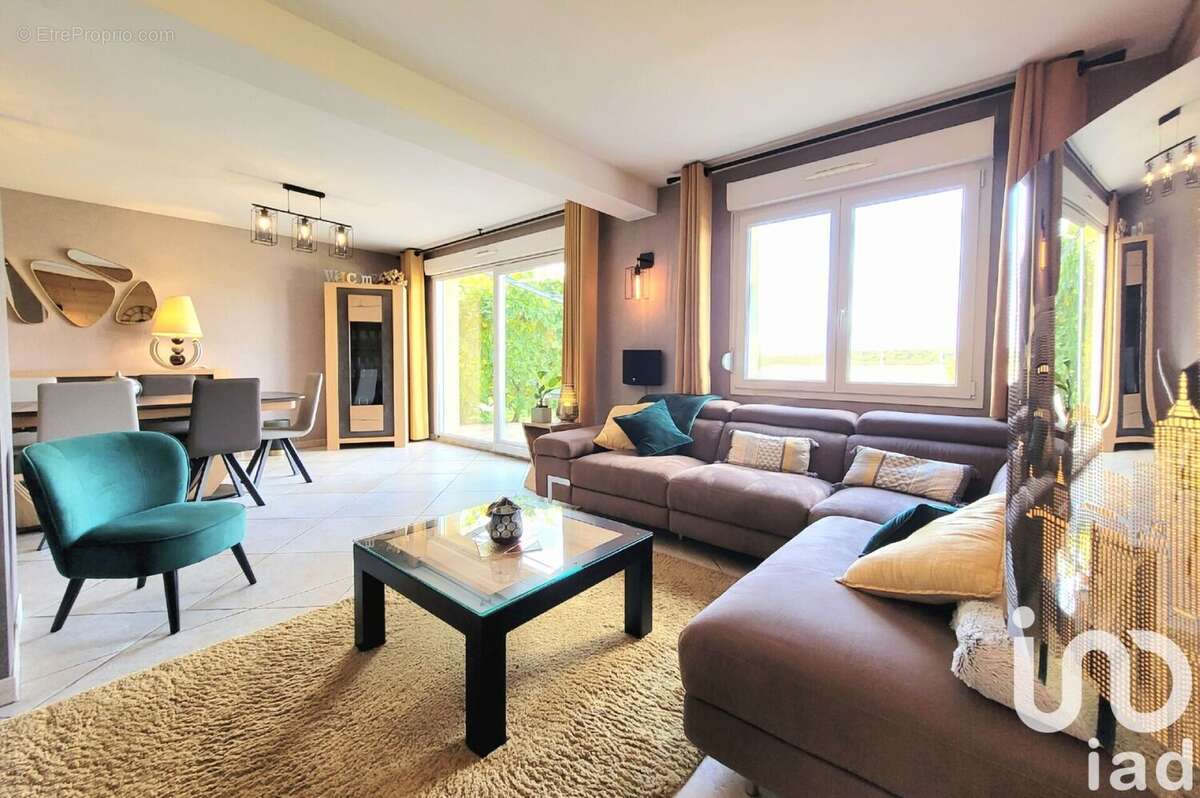 Photo 3 - Maison à VRY