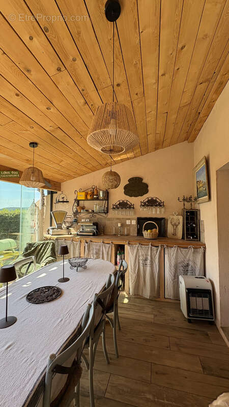 Maison à ROQUEBRUNE-SUR-ARGENS