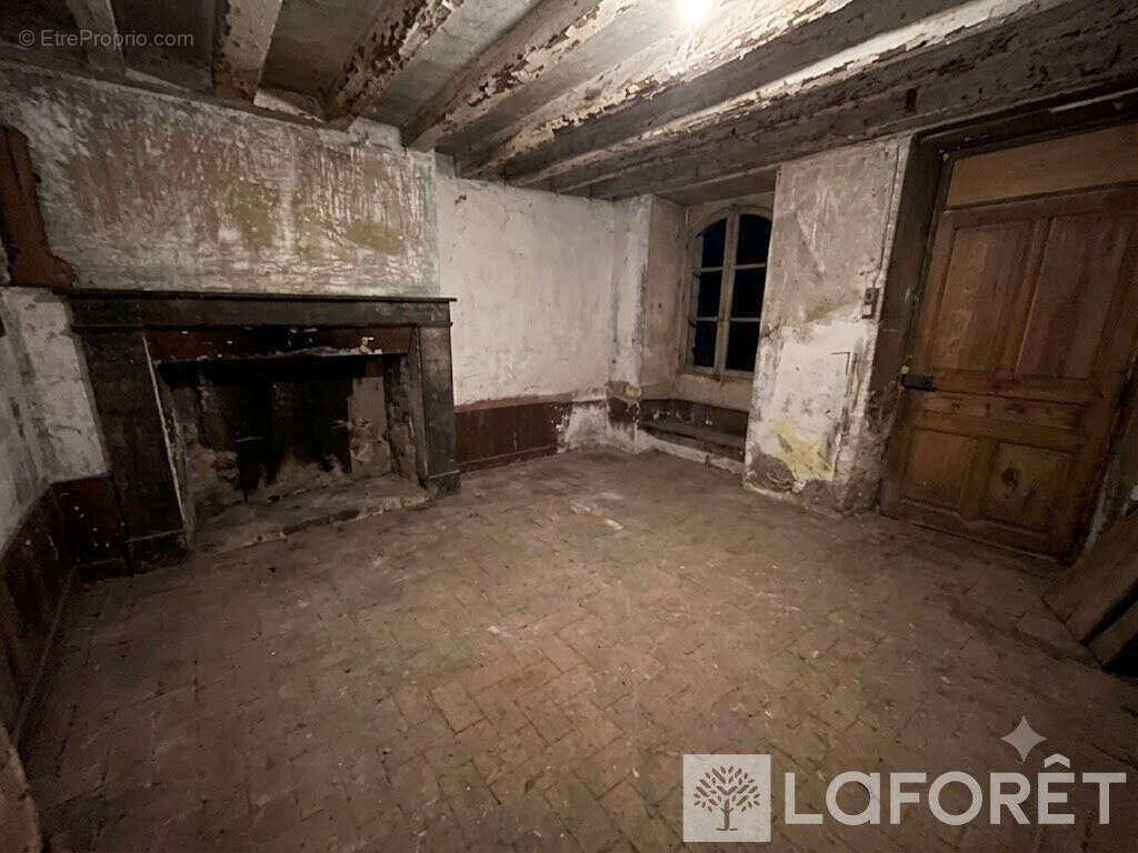 Dépendance avec extérieur à rénover - 15 min d'Epernay, fort potentiel - photo 6