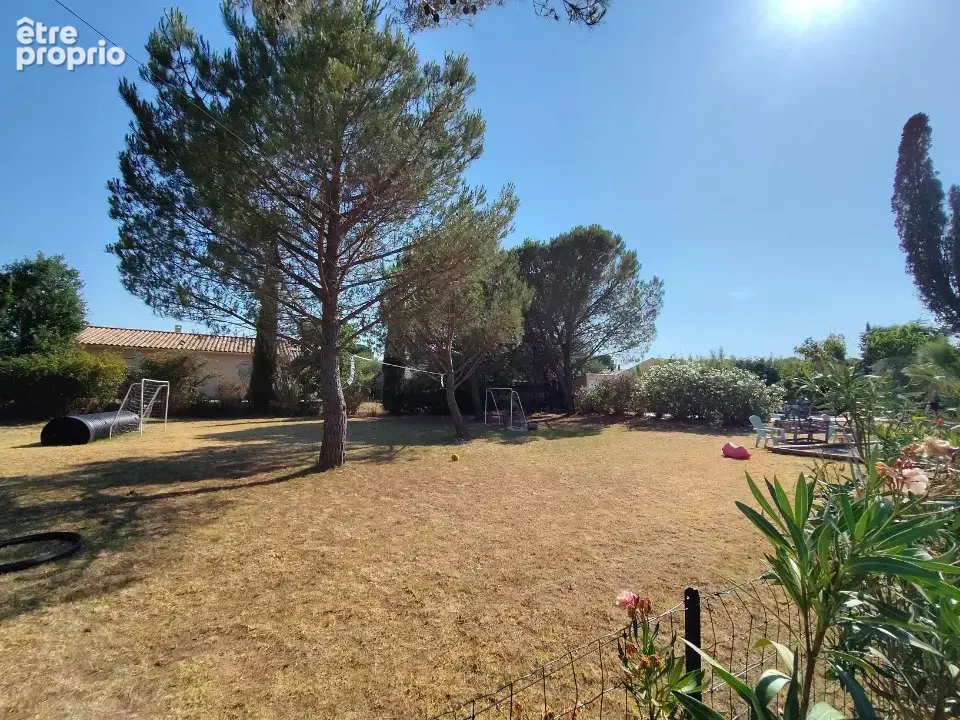 Terrain à VIDAUBAN