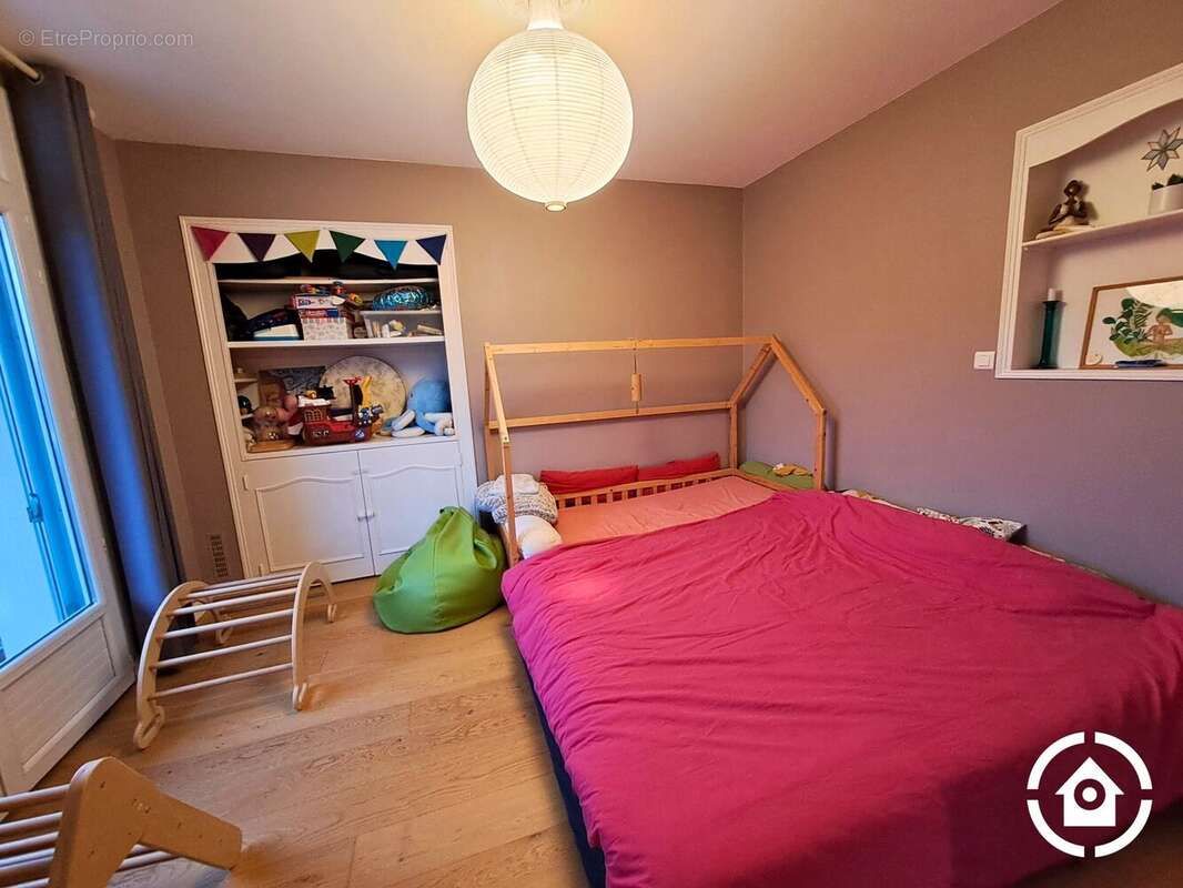 Appartement à SAINTES