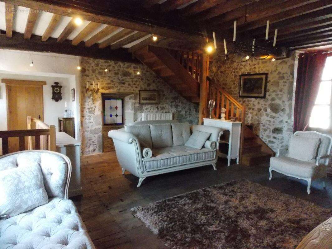 Maison à ROCHECHOUART